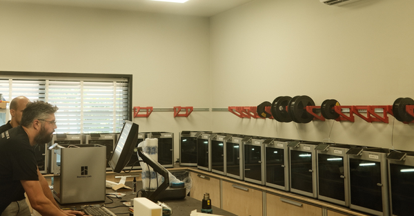 Управление парком 3D‑принтеров с Bambu Farm Manager — эффективно, безопасно и масштабируемо